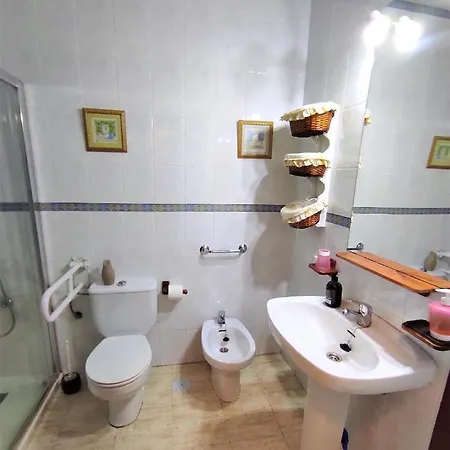 Sunny Holidays, Fast Wi-fi, Parking, Terrace Costa Adeje (Tenerife)