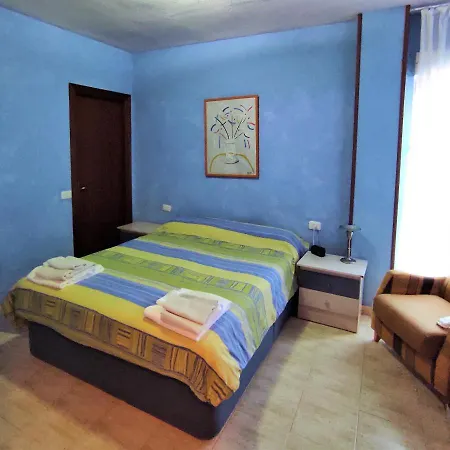 Apartmán Sunny Holidays, Fast Wi-fi, Parking, Terrace Costa Adeje (Tenerife)