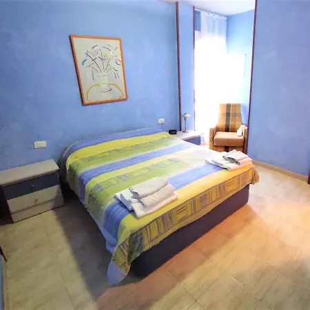Sunny Holidays, Fast Wi-fi, Parking, Terrace *