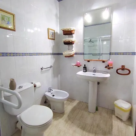 Sunny Holidays, Fast Wi-fi, Parking, Terrace Apartmán *